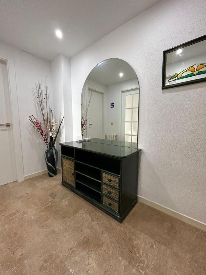 Apartment Direkt Am Strand Blanes Exteriör bild